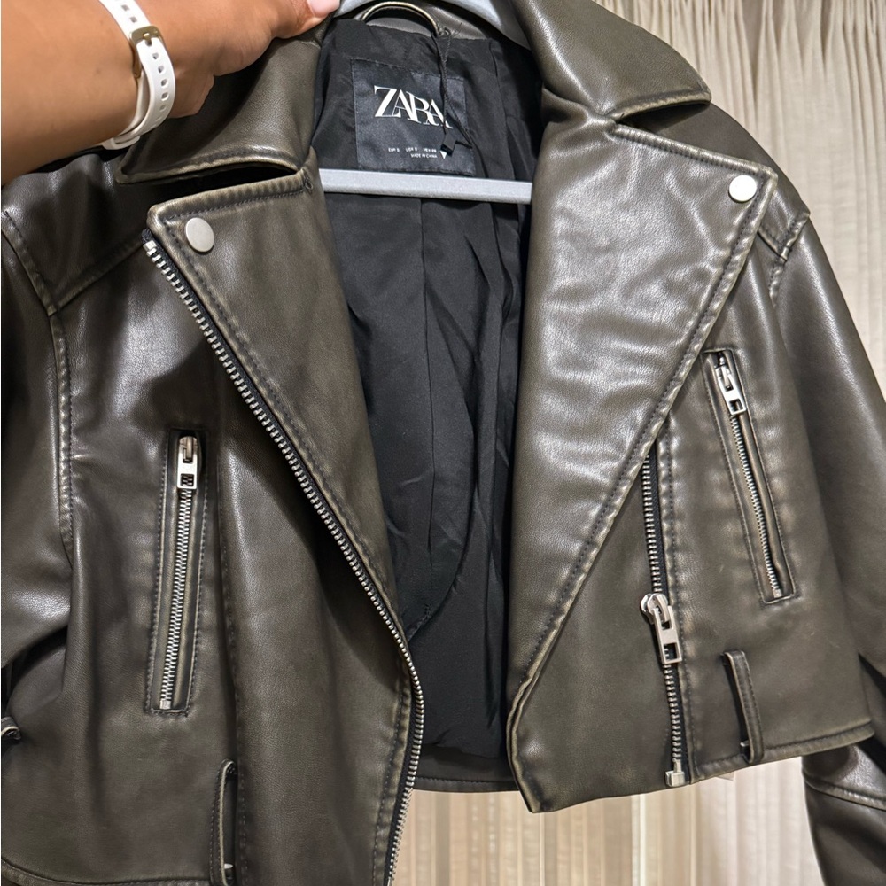 Zara Women's Green Leather Jacket